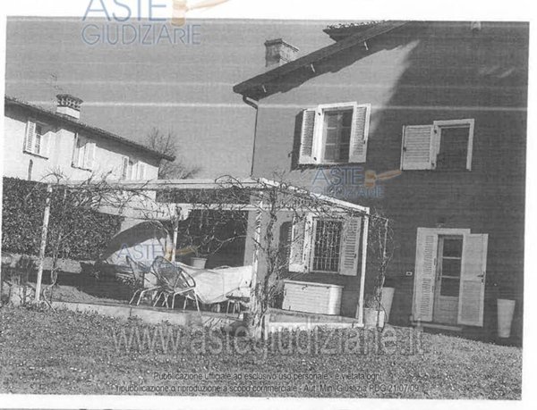 casa indipendente in vendita ad Uzzano in zona Forone