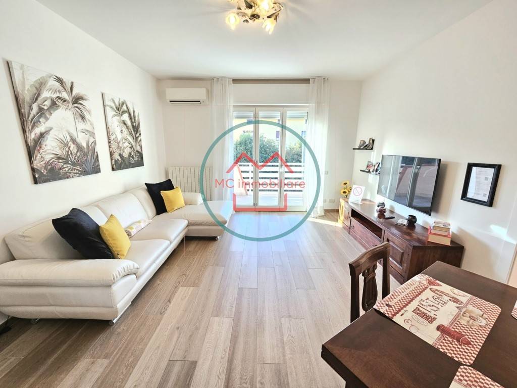 appartamento in vendita ad Uzzano in zona Santa Lucia