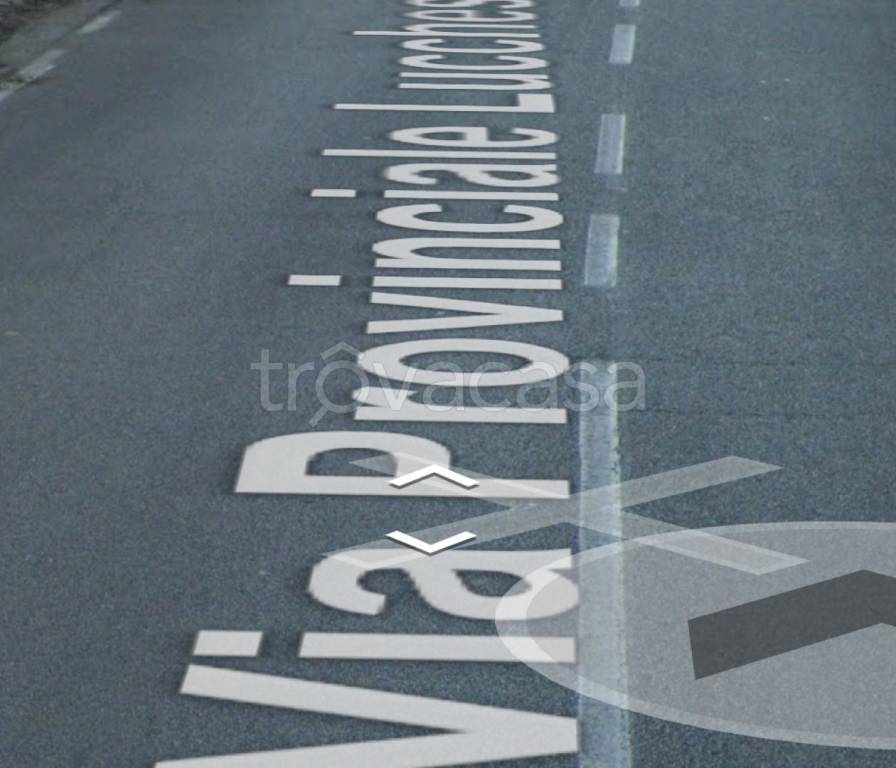 negozio in vendita ad Uzzano in zona Santa Lucia