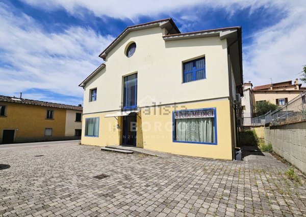 ufficio in vendita ad Uzzano