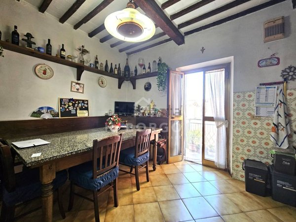 appartamento in vendita ad Uzzano in zona Santa Lucia