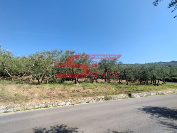 villa in vendita ad Uzzano in zona Santa Lucia