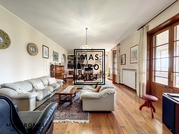 casa indipendente in vendita ad Uzzano in zona Torricchio