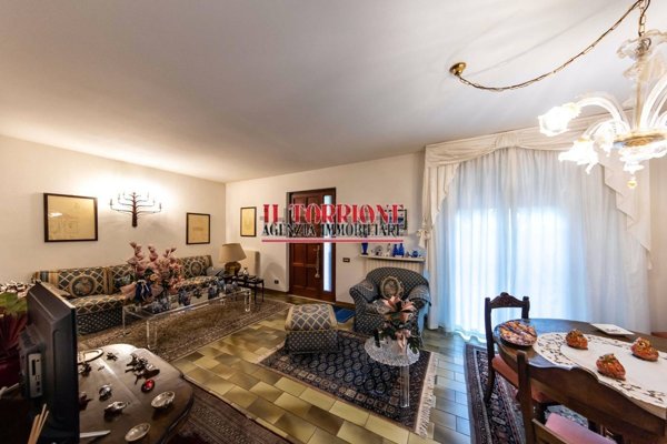 appartamento in vendita ad Uzzano