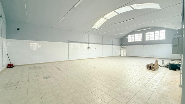 ufficio in vendita ad Uzzano