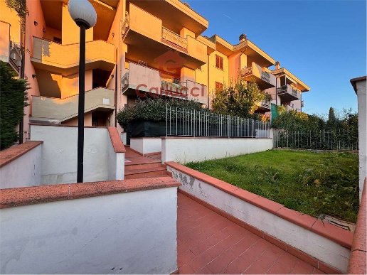 appartamento in vendita ad Uzzano