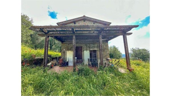 appartamento in vendita ad Uzzano