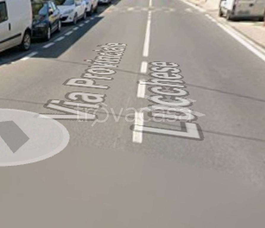 negozio in vendita ad Uzzano in zona Santa Lucia