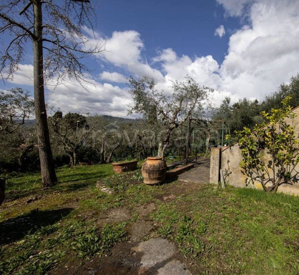 casa indipendente in vendita ad Uzzano