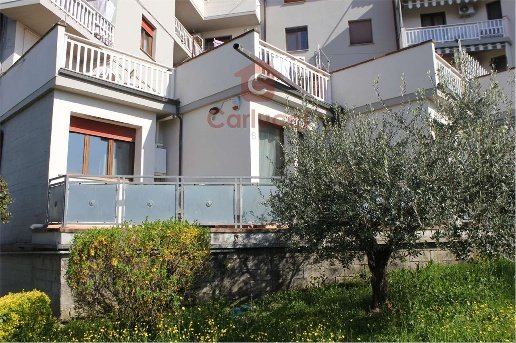 appartamento in vendita ad Uzzano