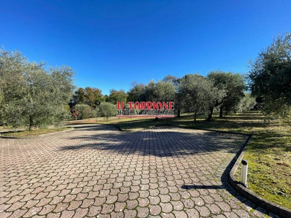 casa indipendente in vendita ad Uzzano