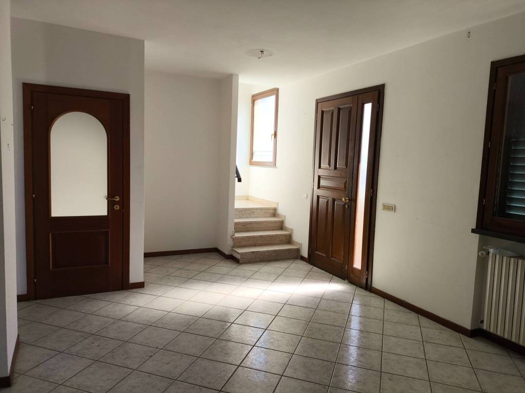 casa indipendente in vendita ad Uzzano in zona Forone