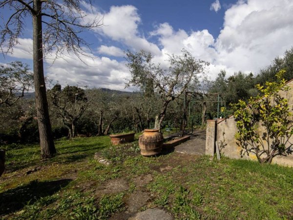 casa indipendente in vendita ad Uzzano