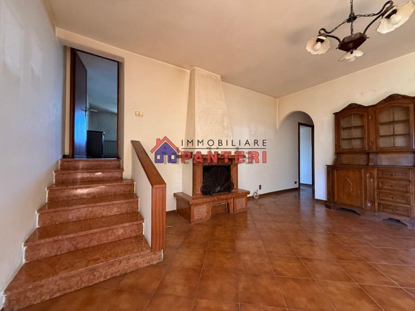 appartamento in vendita ad Uzzano