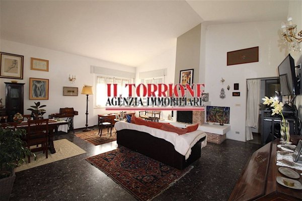 casa indipendente in vendita ad Uzzano in zona Molinaccio