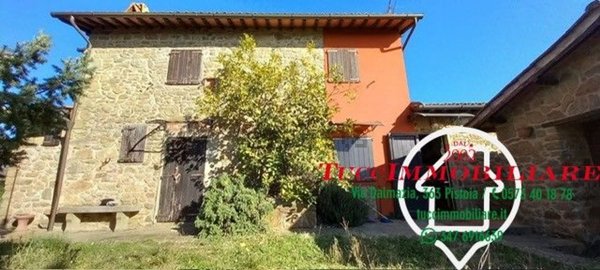 casa indipendente in vendita ad Uzzano in zona Fornaci