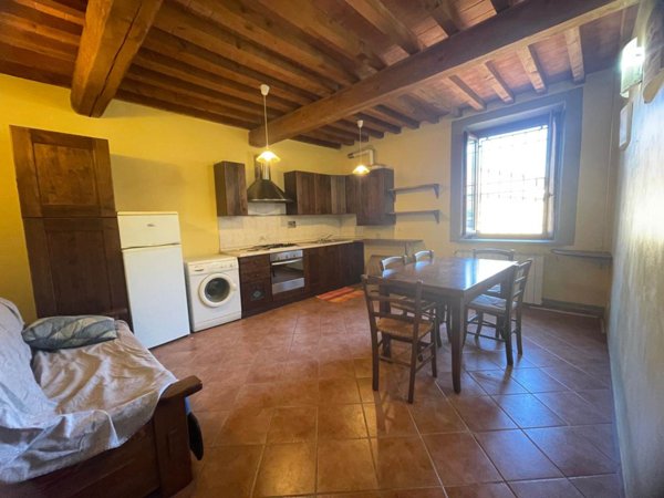 appartamento in vendita ad Uzzano in zona Fornaci