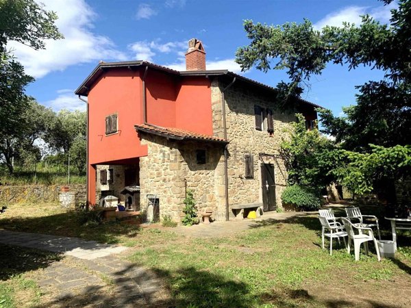 casa indipendente in vendita ad Uzzano in zona Fornaci