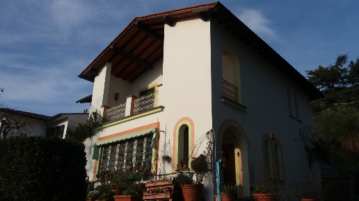 casa indipendente in vendita ad Uzzano in zona Fornaci