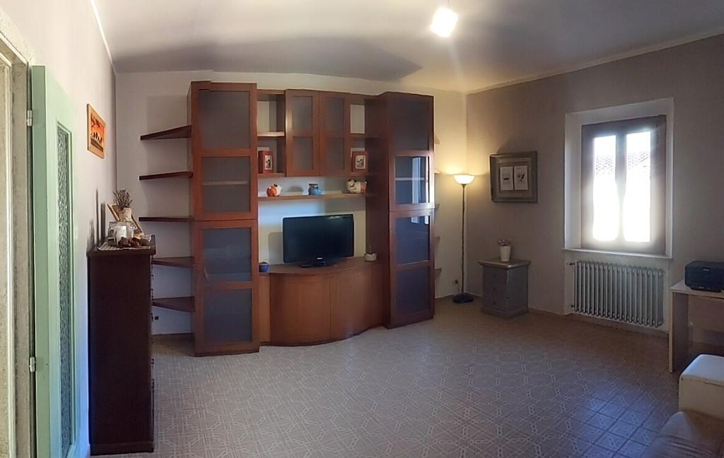 appartamento in vendita ad Uzzano in zona Santa Lucia