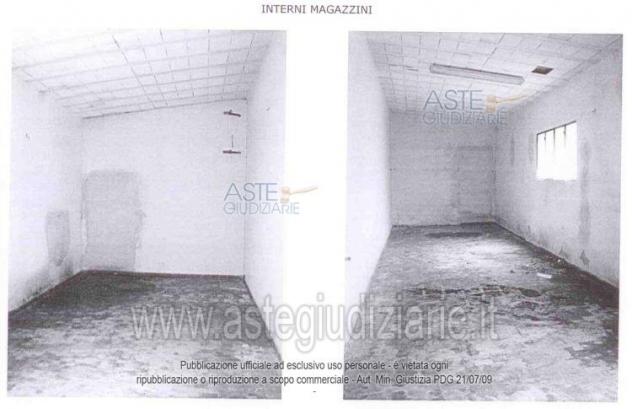 locale commerciale in vendita ad Uzzano