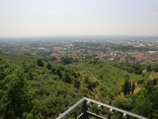 casa indipendente in vendita ad Uzzano in zona Fornaci