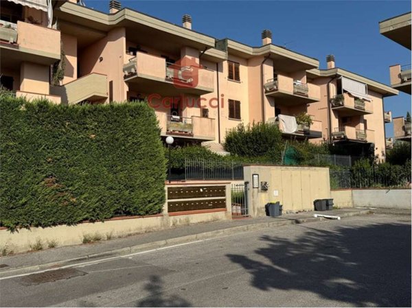 appartamento in vendita ad Uzzano in zona Santa Lucia