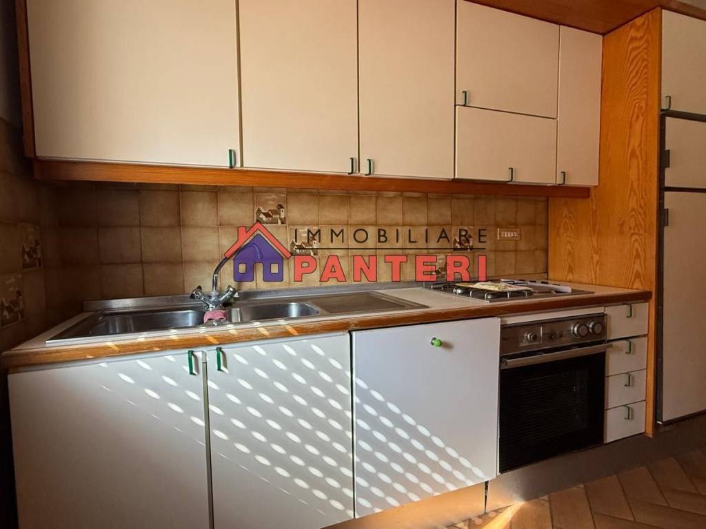 appartamento in vendita ad Uzzano in zona Santa Lucia