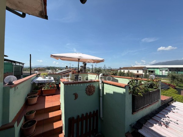 casa indipendente in vendita ad Uzzano