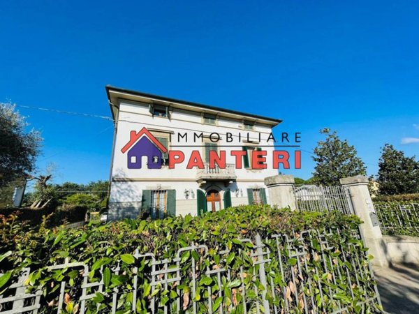 casa indipendente in vendita a Chiesina Uzzanese in zona Capanna
