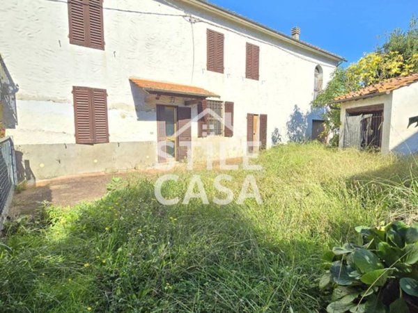 appartamento in vendita a Chiesina Uzzanese in zona Chiesanuova