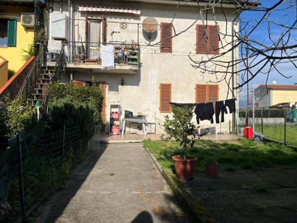 appartamento in vendita a Chiesina Uzzanese
