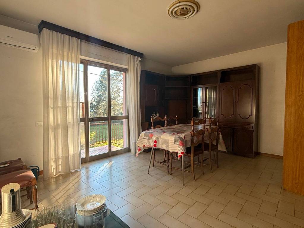 appartamento in vendita a Chiesina Uzzanese