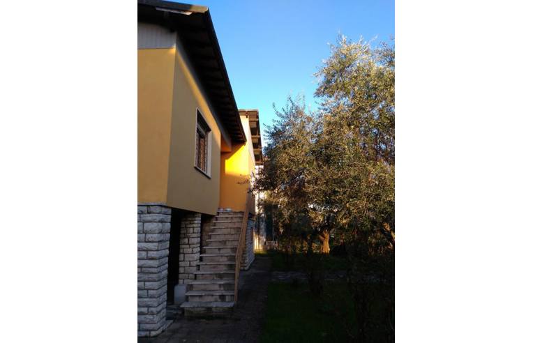 casa indipendente in vendita a Chiesina Uzzanese