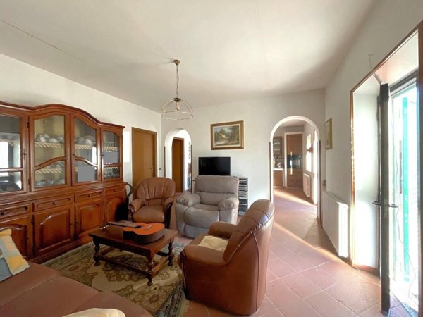 casa indipendente in vendita a Chiesina Uzzanese