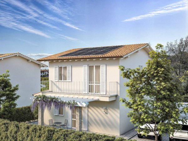 casa indipendente in vendita a Chiesina Uzzanese