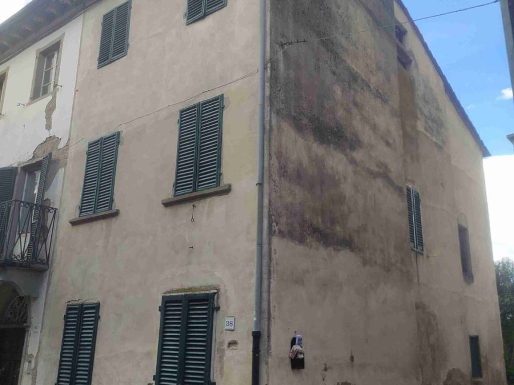 casa indipendente in vendita a Chiesina Uzzanese
