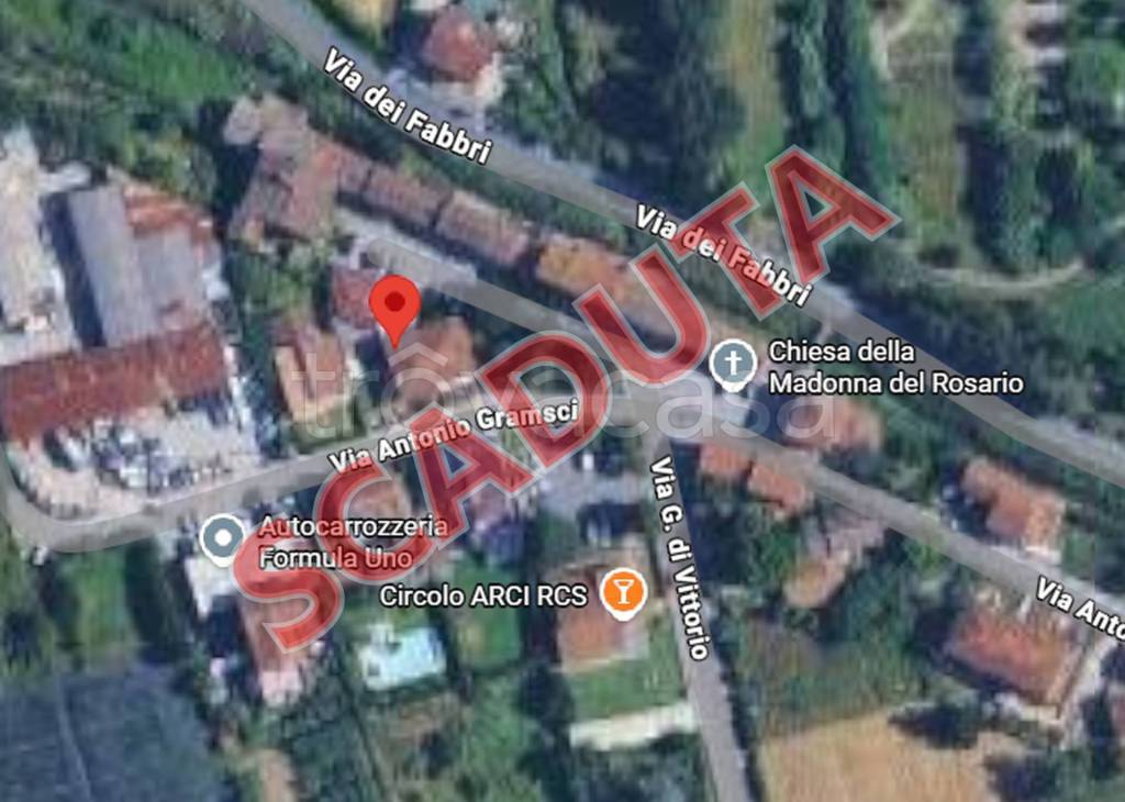 locale commerciale in vendita a Chiesina Uzzanese in zona Molin Nuovo