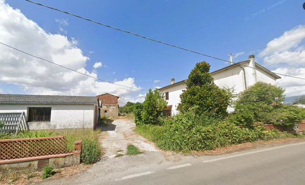 casa indipendente in vendita a Chiesina Uzzanese in zona Molin Nuovo