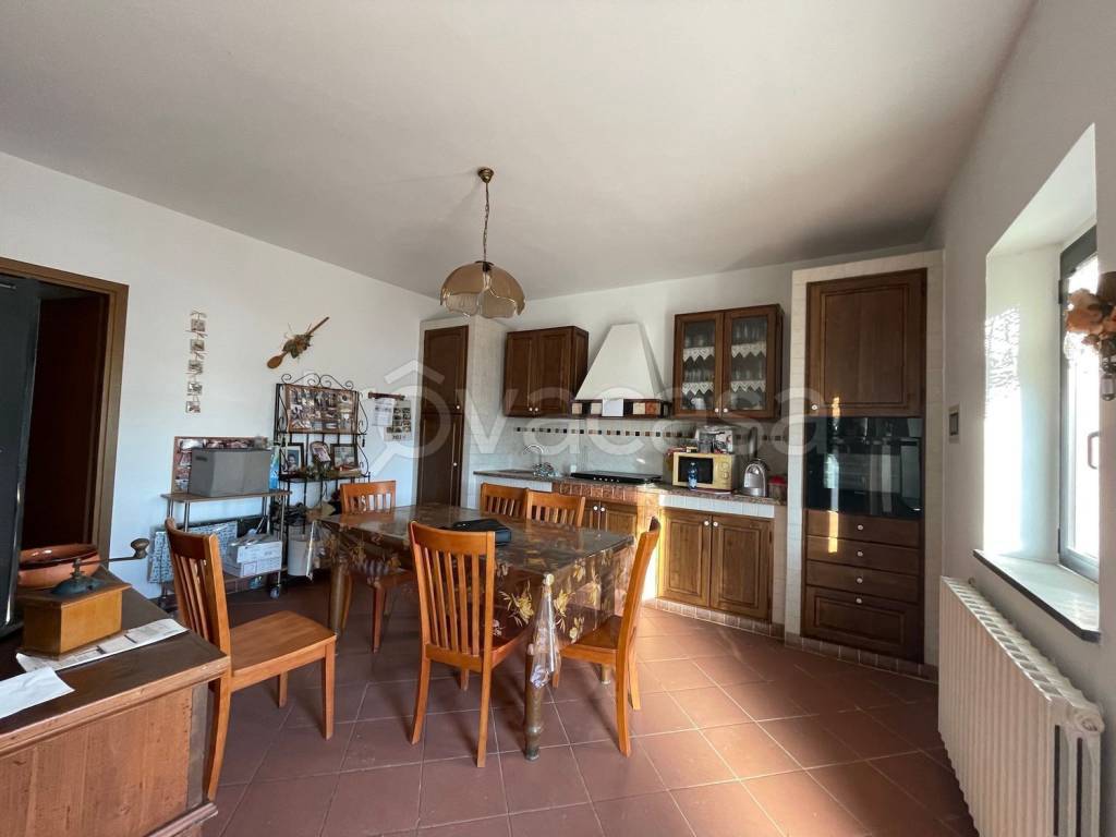 casa indipendente in vendita a Chiesina Uzzanese