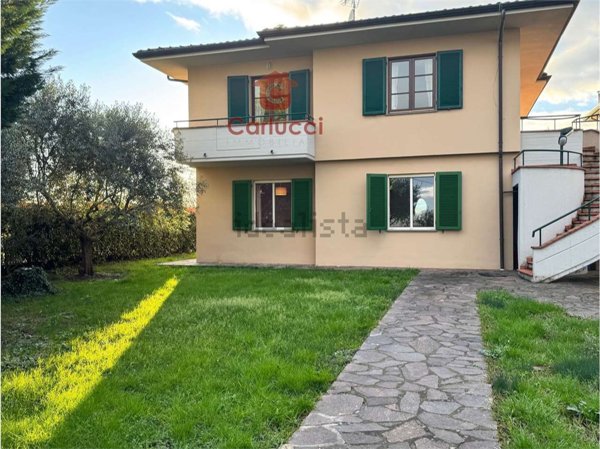 appartamento in vendita a Chiesina Uzzanese