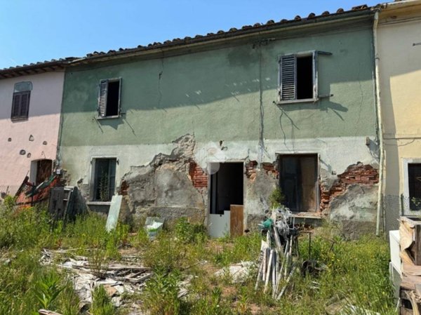 casa indipendente in vendita a Chiesina Uzzanese in zona Capanna