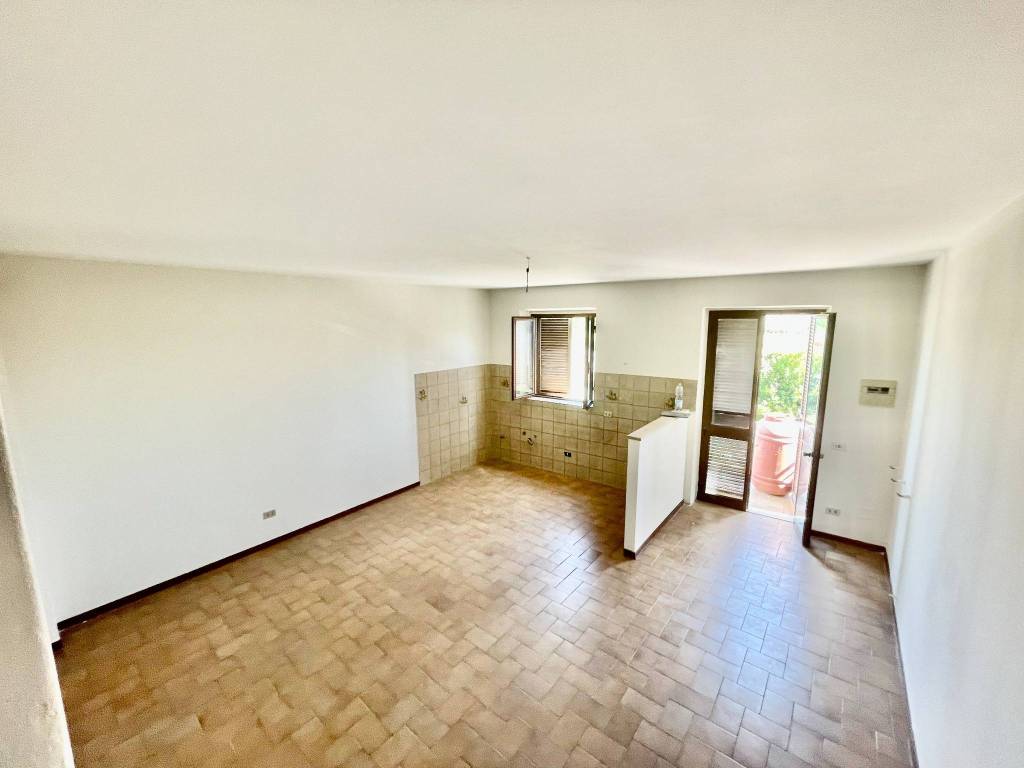casa indipendente in vendita a Chiesina Uzzanese in zona Chiesanuova
