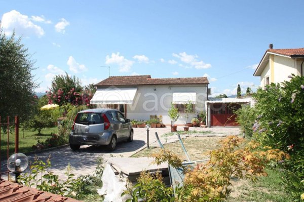 casa indipendente in vendita a Chiesina Uzzanese