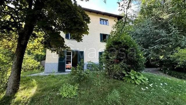 casa indipendente in vendita ad Abetone Cutigliano