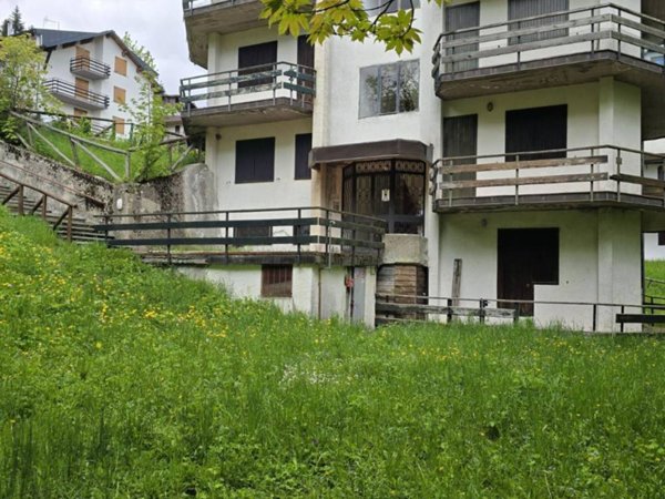 appartamento in vendita ad Abetone Cutigliano in zona Le Regine