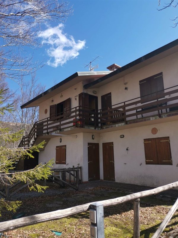 appartamento in vendita ad Abetone Cutigliano in zona Doganaccia