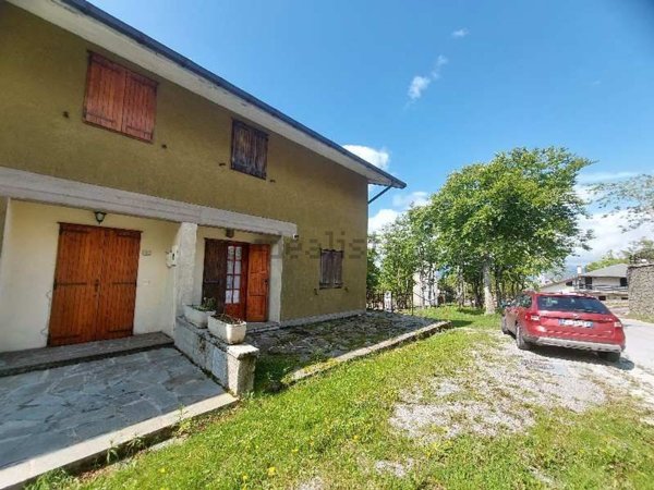 appartamento in vendita ad Abetone Cutigliano in zona Doganaccia