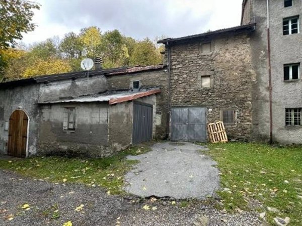 casa indipendente in vendita ad Abetone Cutigliano in zona Rivoreta