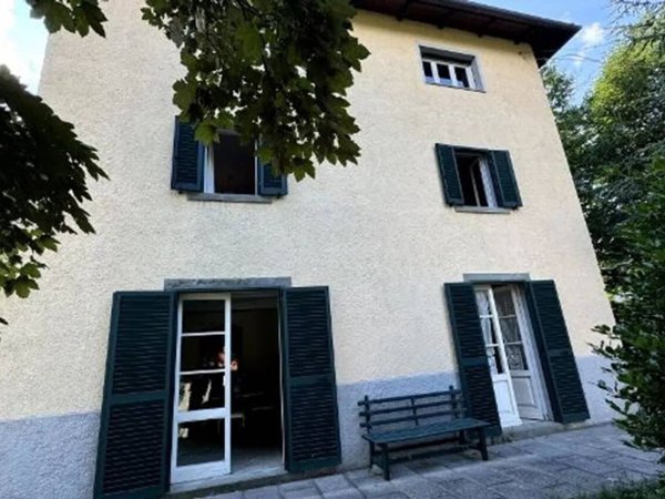 casa indipendente in vendita ad Abetone Cutigliano